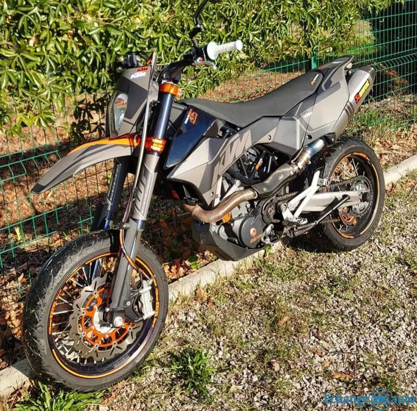 KTM 690