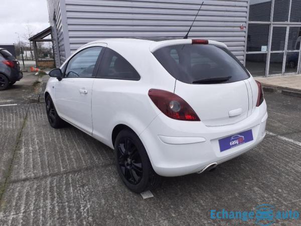 Opel Corsa 1.2 Twinport Color Edition 3p BVA