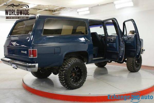Chevrolet Suburban 1988 prix tout compris