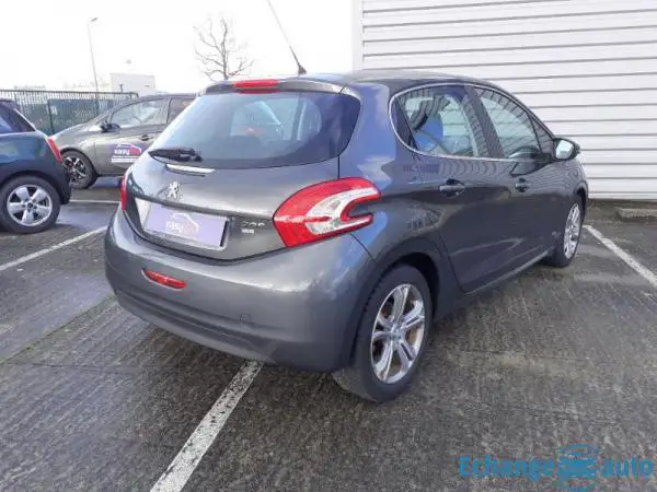 Peugeot 208 1.6 e-HDi 92 5p