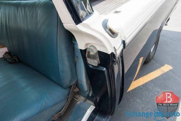 Ford F 100 V8 1966 prix tout compris