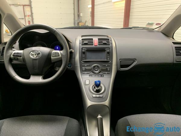 Toyota Auris 1.8 Hybrid Executive