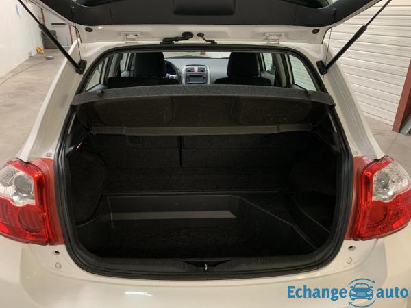 Toyota Auris 1.8 Hybrid Executive