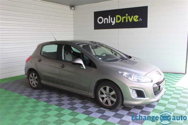 Peugeot 308 1.6 e-HDi 112ch FAP BMP6 BLUE LION Allure