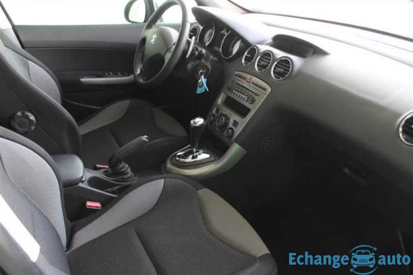 Peugeot 308 1.6 e-HDi 112ch FAP BMP6 BLUE LION Allure