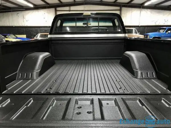 Chevrolet Silverado V8 350 1987 prix tout compris