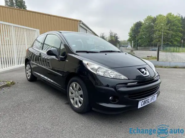 Peugeot 207 1.4 16 V 75 ch Trendy Essence