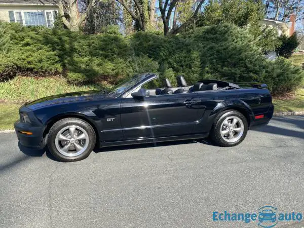 Ford Mustang Gt v8 cabriolet premium 2006 prix tout compris
