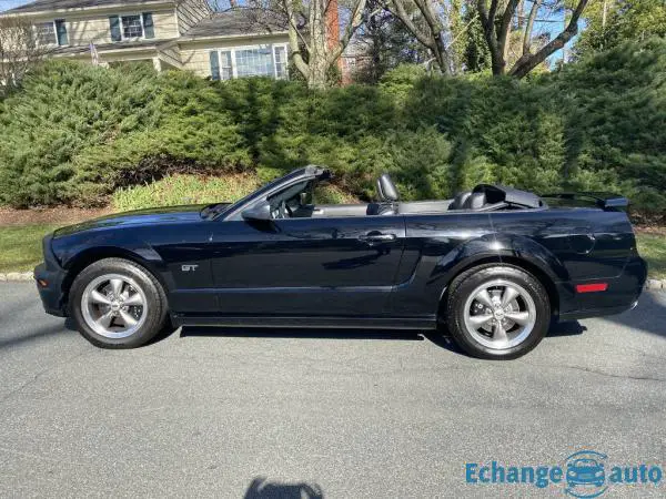 Ford Mustang Gt v8 cabriolet premium 2006 prix tout compris