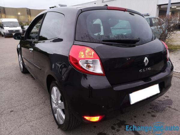 Renault Clio III 1.6 16V 128 Exception