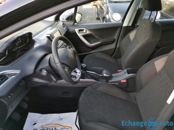 Peugeot 2008 1.2 PureTech Active