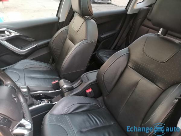 Peugeot 2008 1.6 VTi 120ch BVM5 Féline Titane