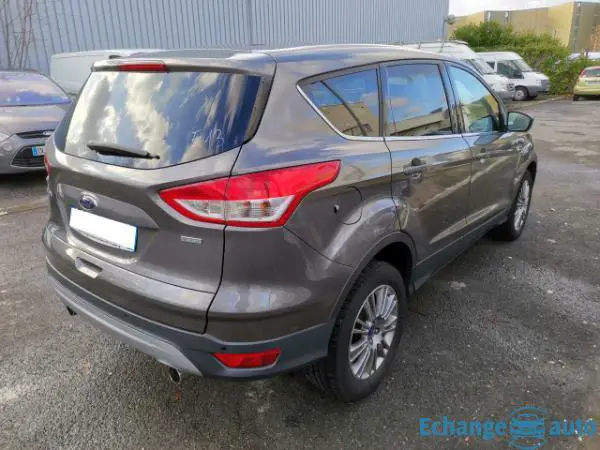 Ford Kuga 1.6 EcoBoost 150 S&S 4x2 Titanium