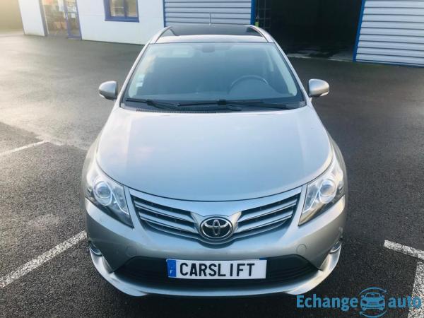 Toyota Avensis SW 2.0 D-4D 124 STYLE GARANTIE 6 MOIS