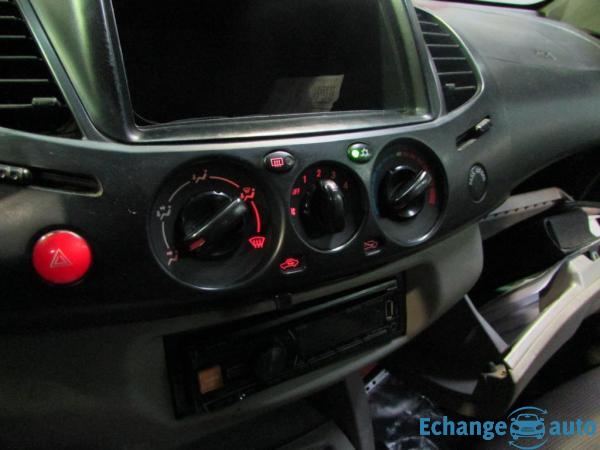 Mitsubishi L200 2.5 TD 136 SIMPLE CABINE 4X4 CLIM