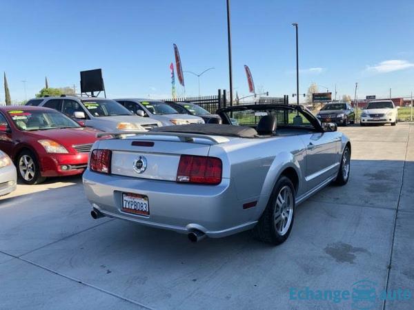 Ford Mustang Gt v8 premium 2005 prix tout compris