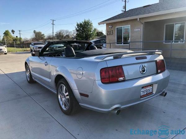 Ford Mustang Gt v8 premium 2005 prix tout compris