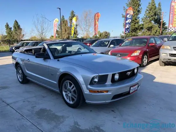 Ford Mustang Gt v8 premium 2005 prix tout compris