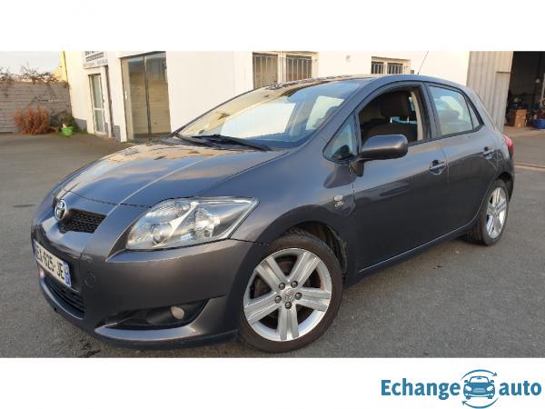 TOYOTA AURIS 177 D-4D Clean Power