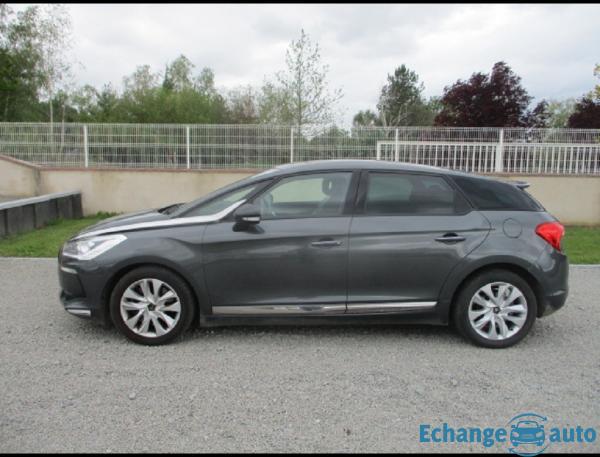 Citroën DS5 2.0 HDI 160CV SPORT CHIC