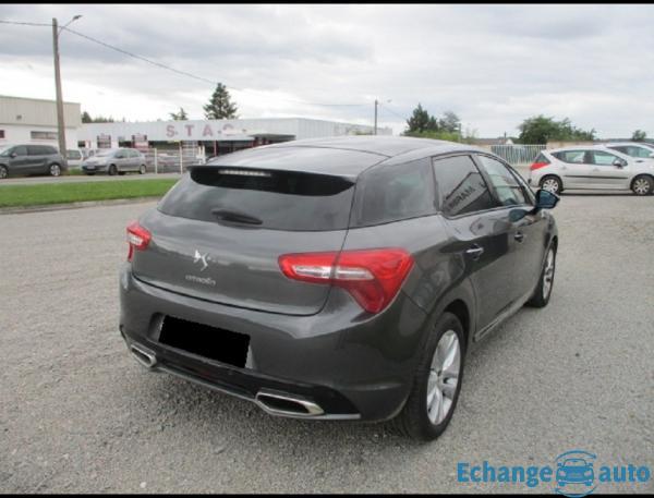 Citroën DS5 2.0 HDI 160CV SPORT CHIC
