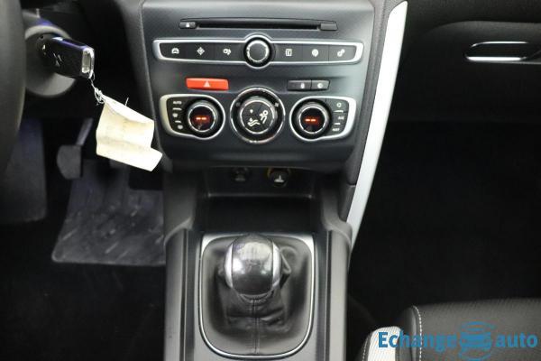 DS DS 4 BlueHDi 120 S&S BVM6 So Chic