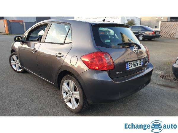 TOYOTA AURIS 177 D-4D Clean Power