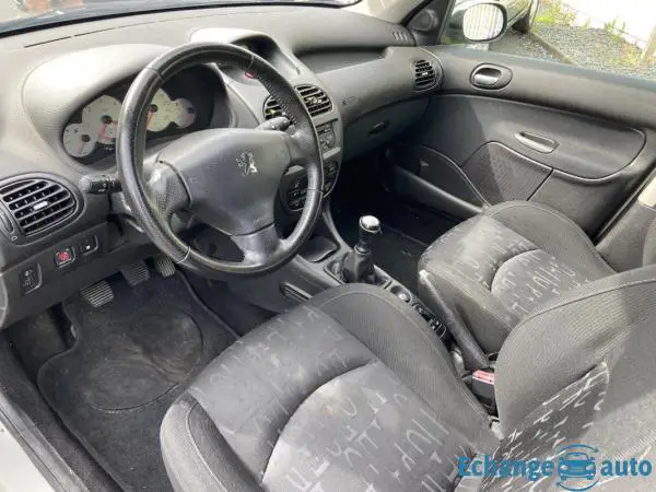 Peugeot 206 SW 2.0 HDI 90 CH XS