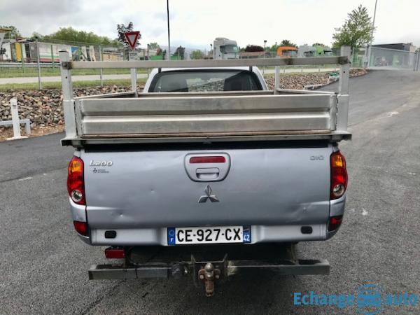 Mitsubishi L200 II CLUB CABINE 2.5TD 136 INVITE
