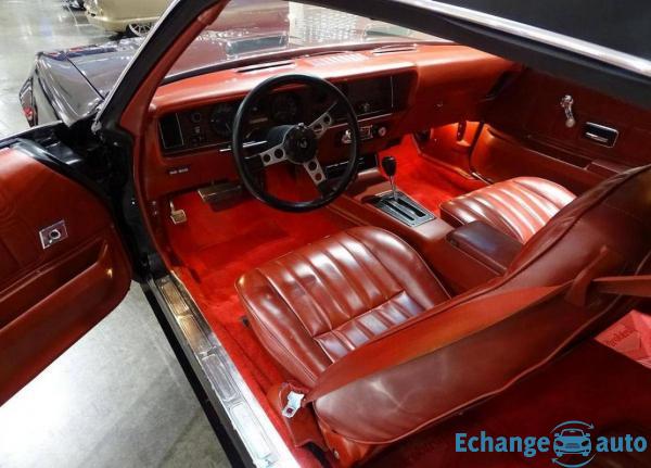Pontiac Firebird 350 v8 1977 prix tout compris