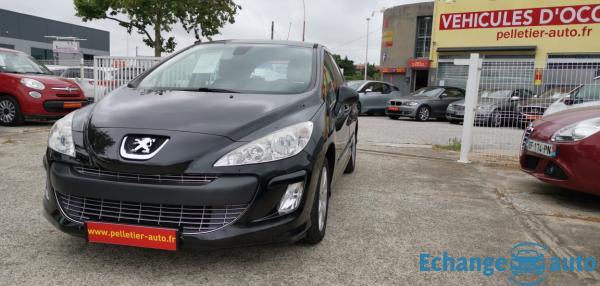 PEUGEOT 308 1.6 VTi 120ch Navteq