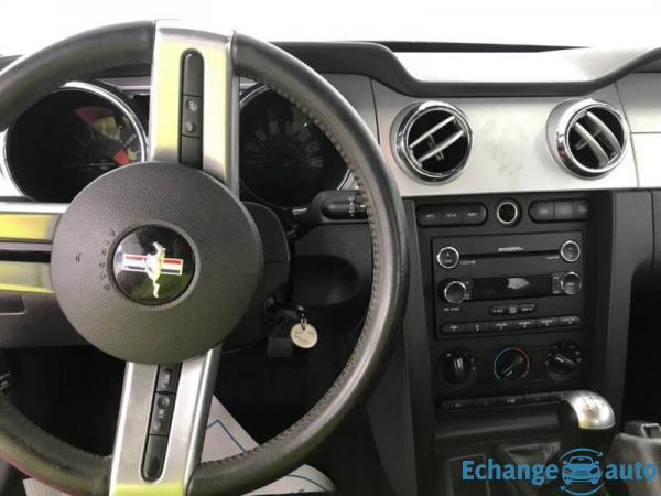 Ford Mustang 45éme anniv. gt v8 prémium 2009prix tout compris