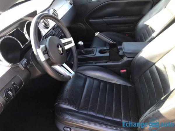 Ford Mustang 45éme anniv. gt v8 prémium 2009prix tout compris