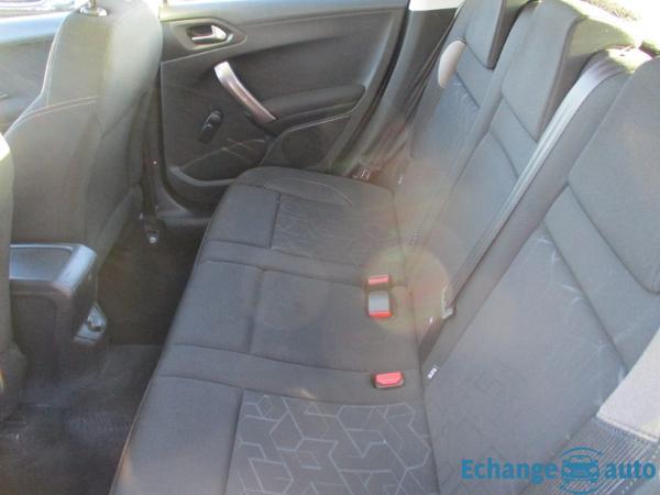 Peugeot 2008 1.6 e-HDi 92ch FAP BVM5 Active