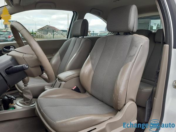 Renault Mégane II 2.0 16v 136ch SPORT DYNAMIQUE