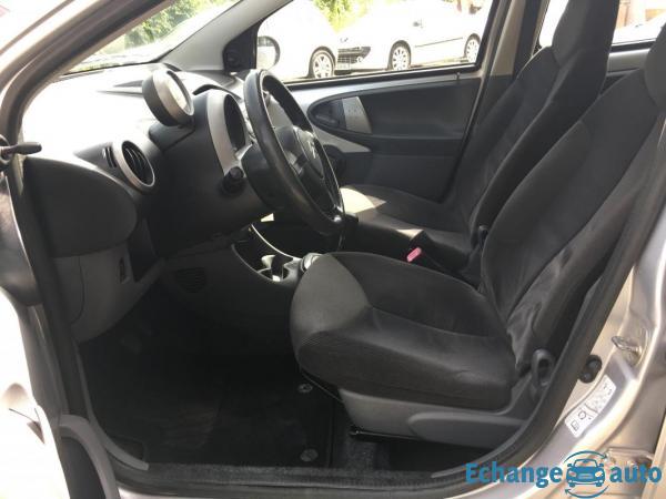 Citroën C1 1.0 i 12V 68cv SensoDrive