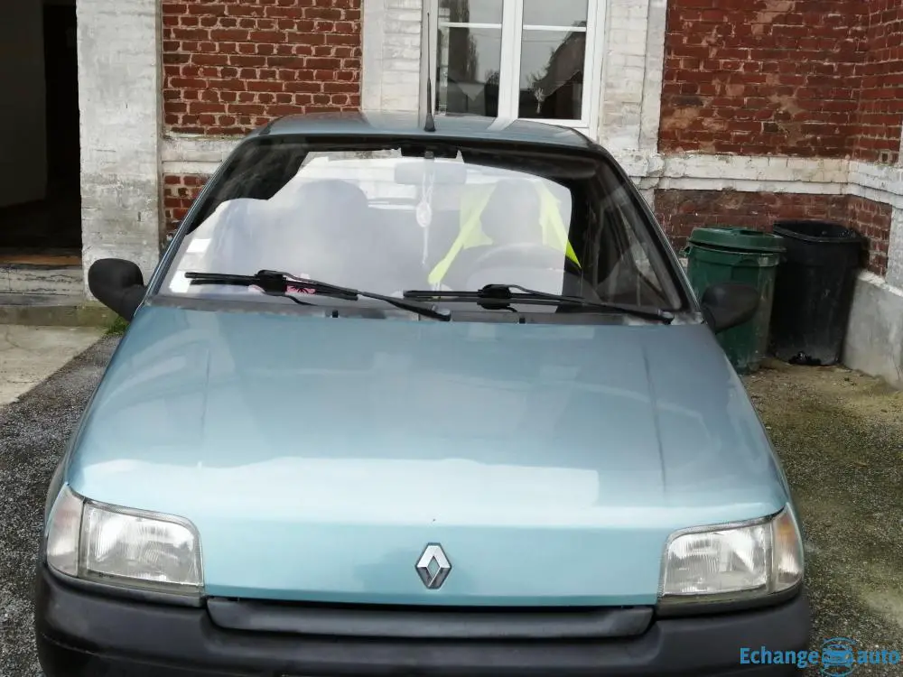 Renault clio phase 1