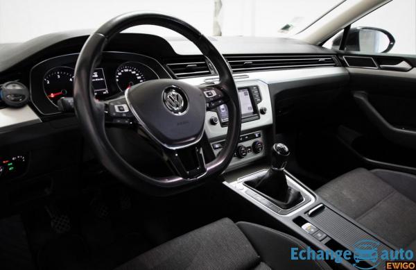 Volkswagen Passat VIII 1.6 TDI 120 BMT CONFORTLINE BUSINESS