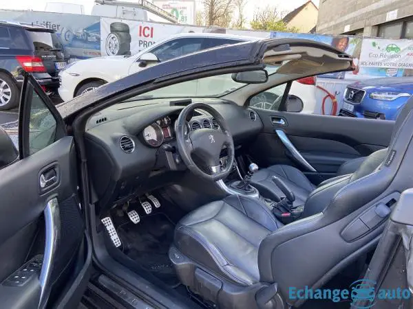 Peugeot 308 CC 2.0 HDI140 FAP FELINE