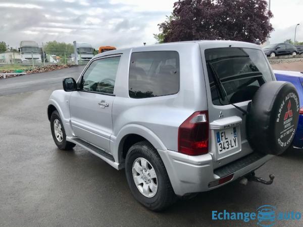 Mitsubishi Pajero III 3.2 DI-D ELEGANCE BVA 3P