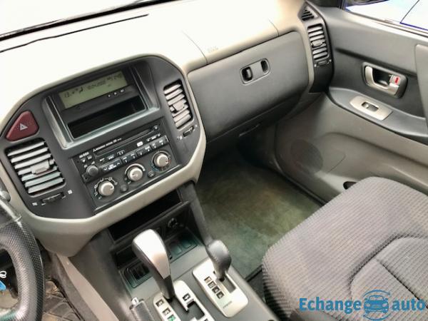 Mitsubishi Pajero III 3.2 DI-D ELEGANCE BVA 3P