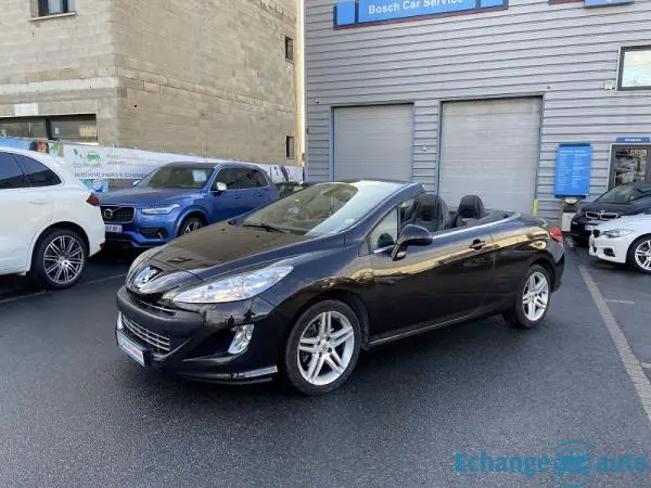 Peugeot 308 CC 2.0 HDI140 FAP FELINE