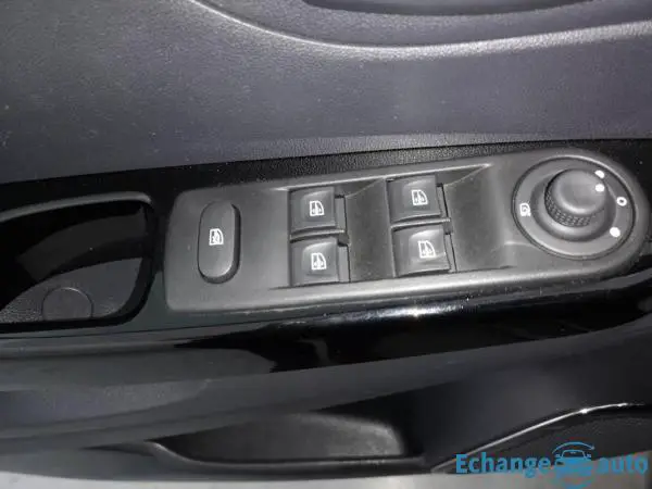 Renault Captur TCe 120 Energy Intens EDC