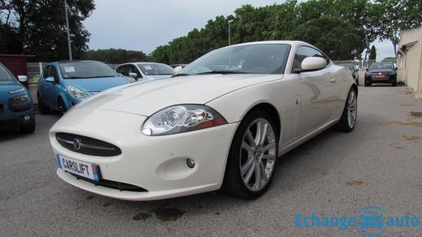 Jaguar XK V8 4.2 Coupé 300 cv Phase I