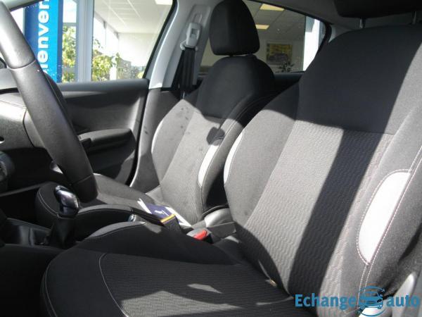 Peugeot 208 1.6 BLUEHDI - 75 STYLE