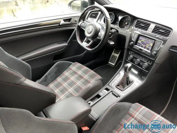 Volkswagen Golf GTI 2.0 L TFSI DSG6