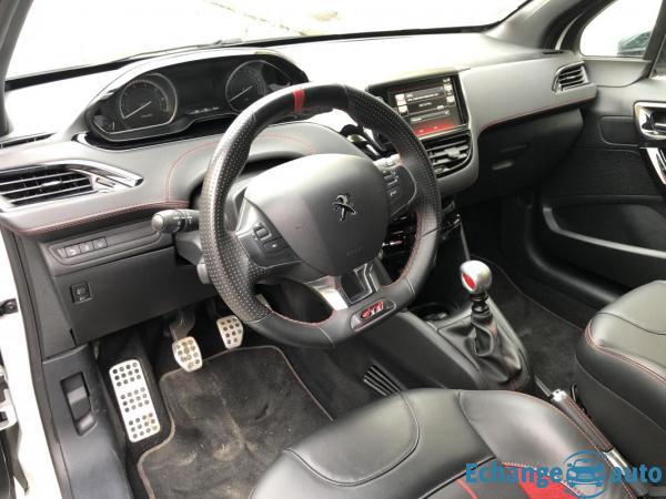 Peugeot 208 GTI 1,6 THP 208cv