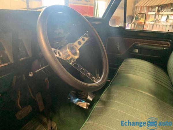 Ford F 250 Ranger camper spécial 4x4 1978 prix tout compris