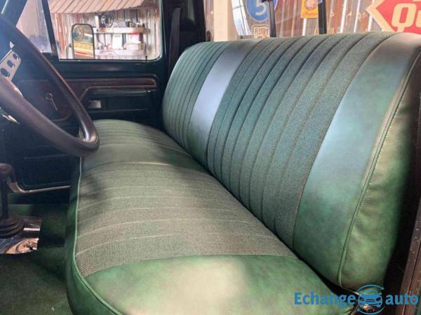 Ford F 250 Ranger camper spécial 4x4 1978 prix tout compris