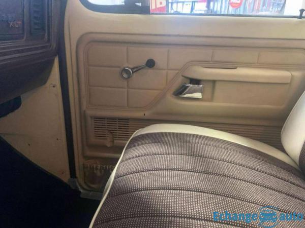 Ford F 350 Ranger xlt v8 460 1979 prix tout compris